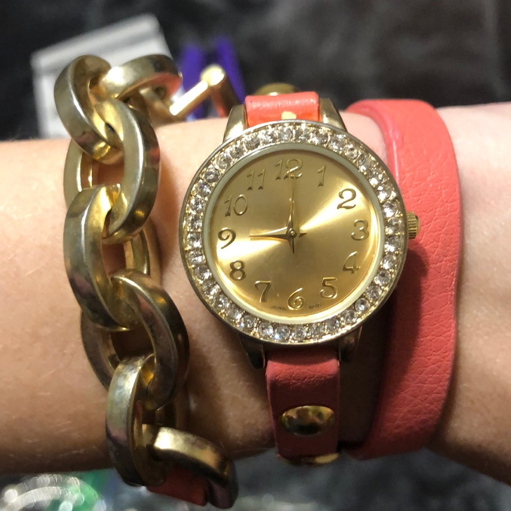 Chain link wrap Watch - Picture 2 of 2